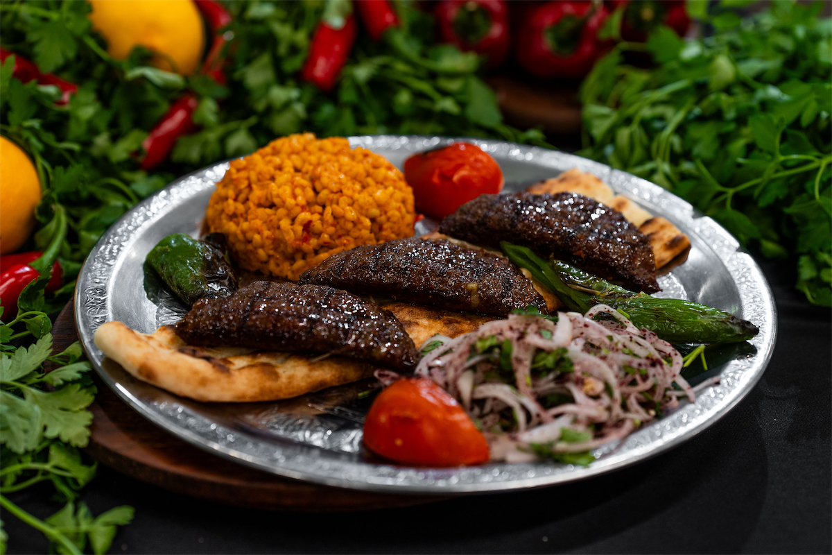 Kaşarlı Izgara Köfte